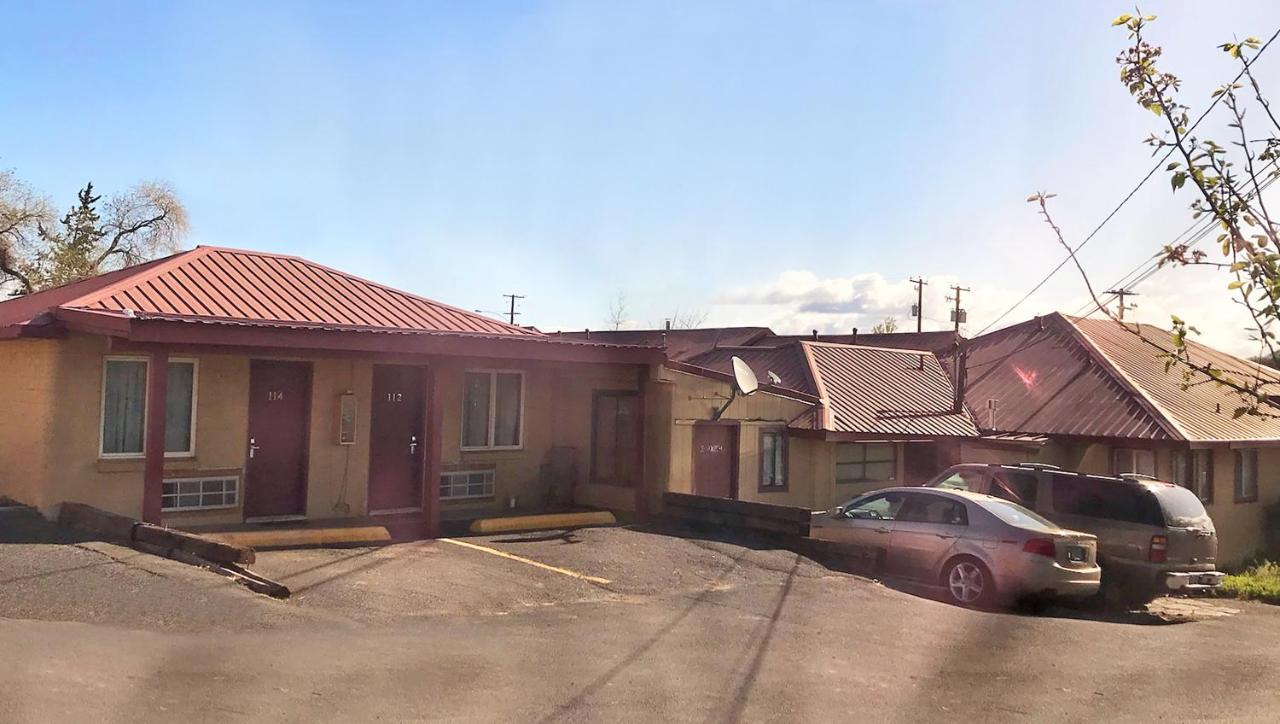 Juniper Motel Madras Exterior foto